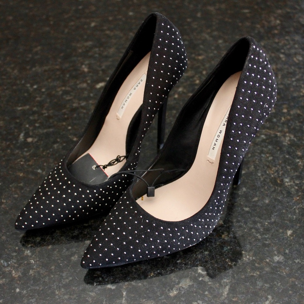 Zara Star Studded Pumps